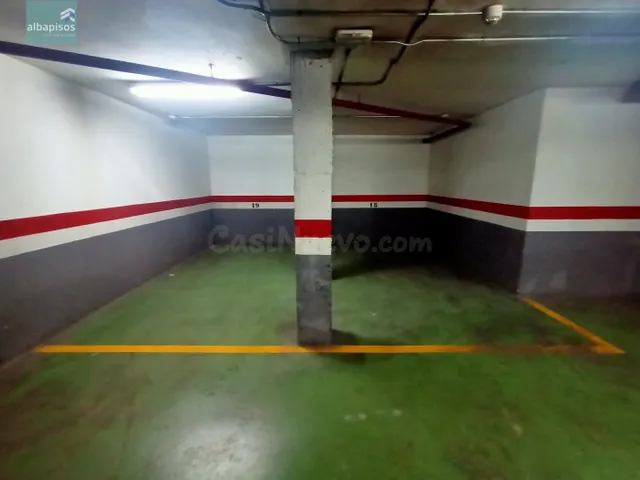 SE ALQUILAN DOS PLAZAS DE GARAJE DE 12 METROS CUADRADOS JUNT - foto 5