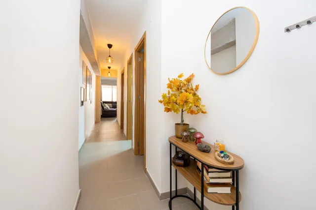 Piso Reformado en Zona Comercial y Universitaria de Granada - €330,000 — 11