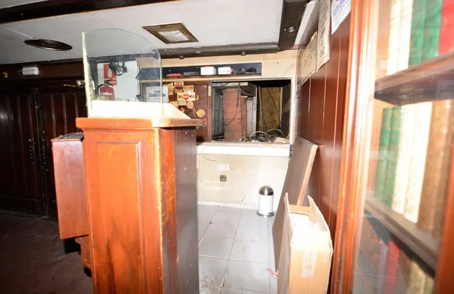 Urbis te ofrece un fantástico local en venta en zona San Juan, Salamanca. — 8