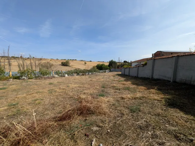 Parcela urbana en Pezuela de las Torres — 28