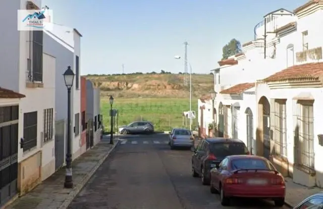 Venta casa adosada en La Puebla del Río (Sevilla) - foto 2