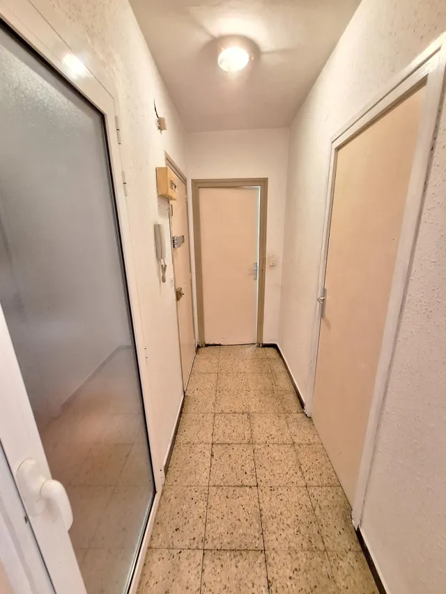 PIS  A VILANOVA DEL CAMÍ — 25