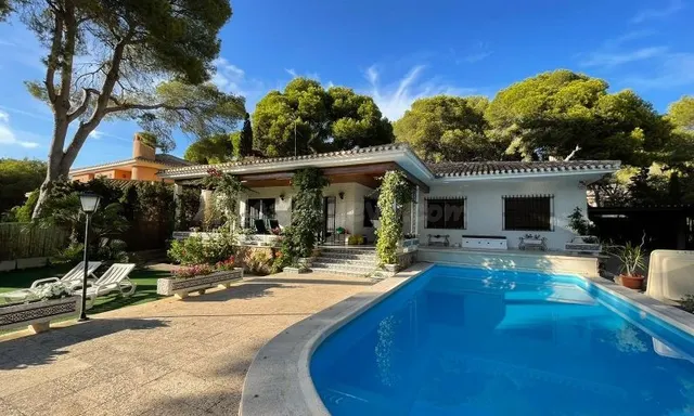 Villa 6 habitaciones 250m² en venta - Aguamarina - foto 4