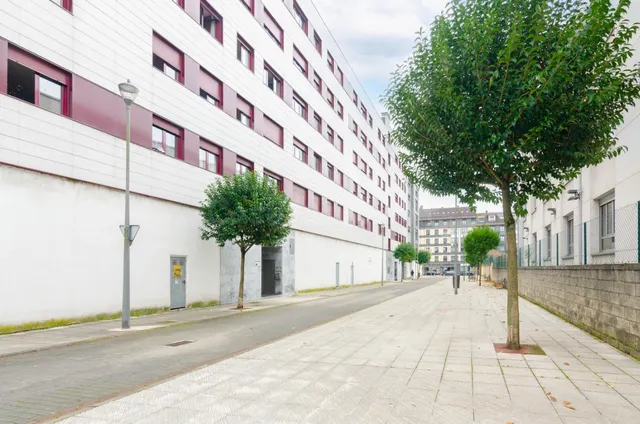 Local comercial 222m² en alquiler - La Felguera - foto 2