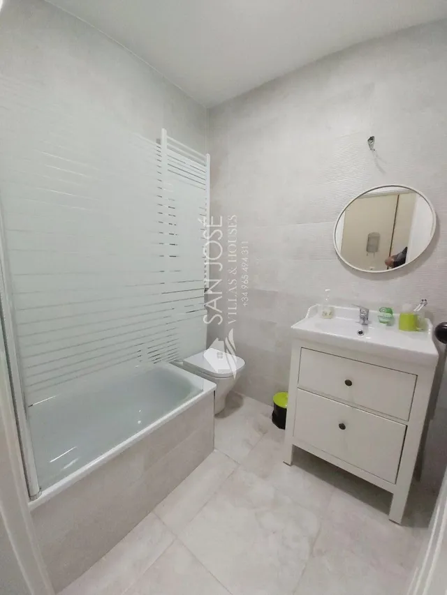 Se vende casa reformada en 2017 en pleno centro historico de Aspe — 20