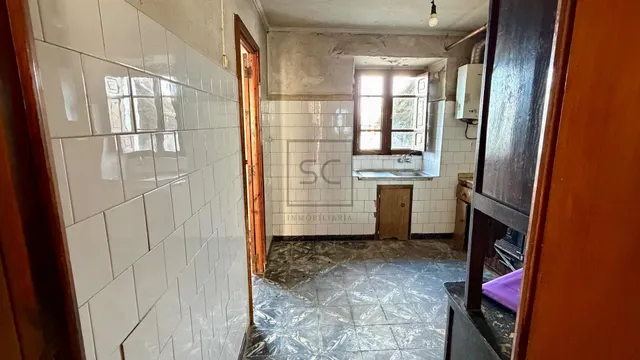 Casa adosada, para reformar en Neda. — 6