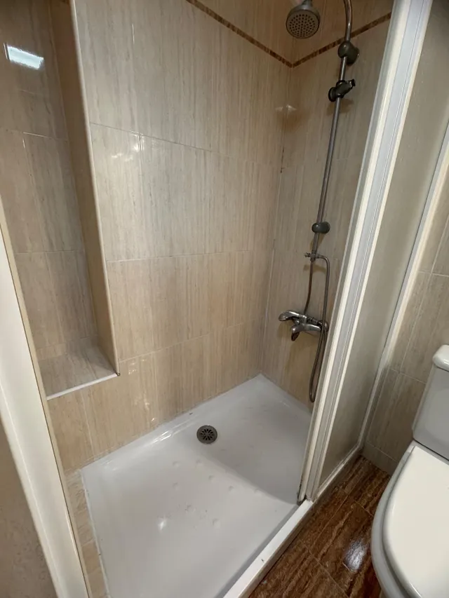 VIVIENDA DE ALQUILER PLAZA LA VIÑA !!!! — 11