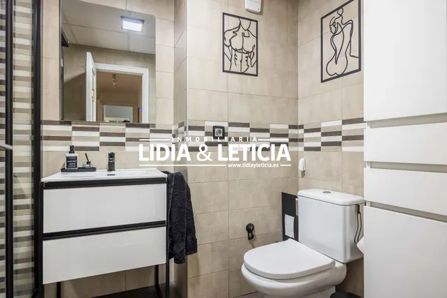PISO EN ALCALÁ DE GUADAÍRA ZONA CENTRO — 16