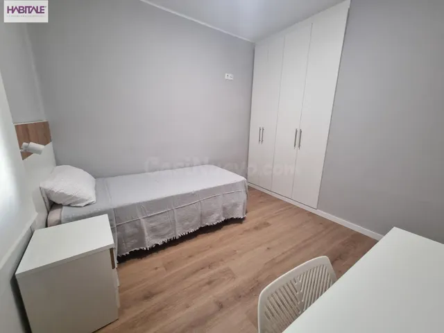 HABITACIÓN DE ALQUILER TEMPORAL PARA ESTUDIANTES - foto 2