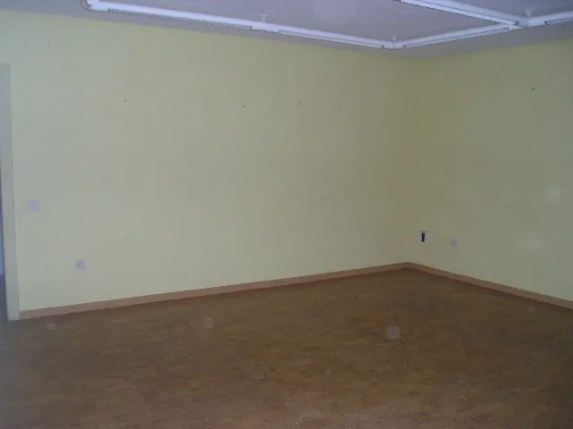 Local comercial 550m² en alquiler - María Auxiliadora — 10