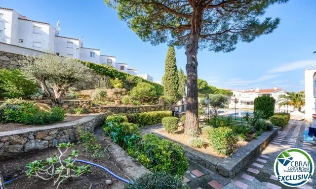 Apartamento con terraza, piscina, parking y licencia turística en Puig Rom – Roses — 21