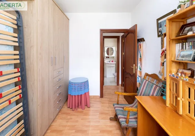 PISO DE 4 DORMITORIOS JUNTO AL PALACIO DE CONGRESOS, GRANADA — 15