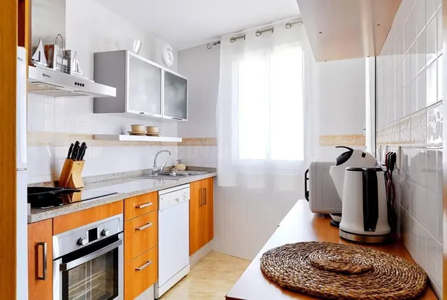 Apartamento de 3 dormitorios 2 baños en orihuela costa ( campo amor ) — 8