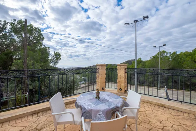 Preciosa finca Chalet con 4 dormitorios y 3.000 m2 de parcela vallada en la Robella — 20