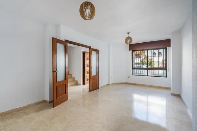 CASA ADOSADA EN MOTRIL — 7