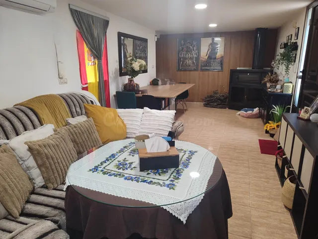 DOS CASAS REFORMADAS CON PATIO — 5