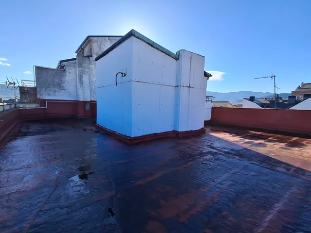 VENTA: Edificio en la Zona Alta de Ponferrada. OPORTUNIDAD — 7