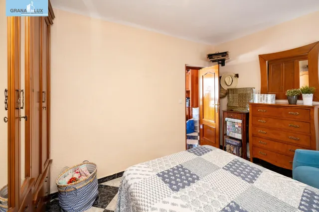 ESTUPENDO PISO EN ZONA VERGELES-ZAIDIN. — 13