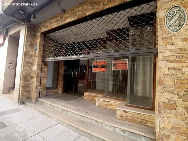 Local Comercial en Calle Perú - Carballo - foto 3