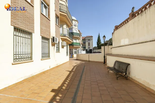 PISO CON GARAJE Y TRASTERO - foto 4