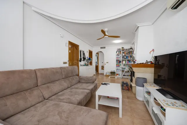 Chalet de 3 dormitorios y 2 baños en San Fulgencio (Alicante) — 12