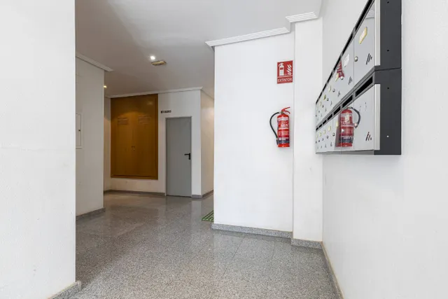 Exclusivo atico invertido en torreaguera con amplias terrazas y vistas despejadas — 28