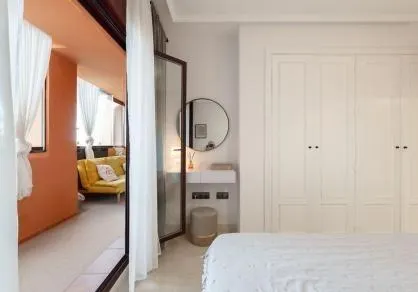 Apartamento en planta baja elevada con jardín privada, en La Mairena. — 9