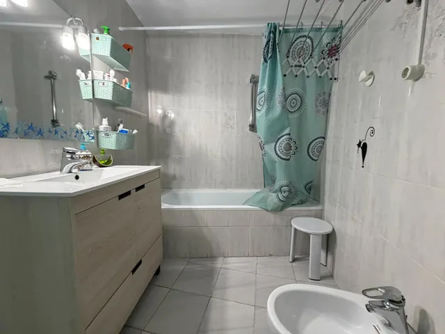 Exclusiu Dúplex al Centre de Vallirana amb Solàrium, Balcó i Celler Subterrani. — 26
