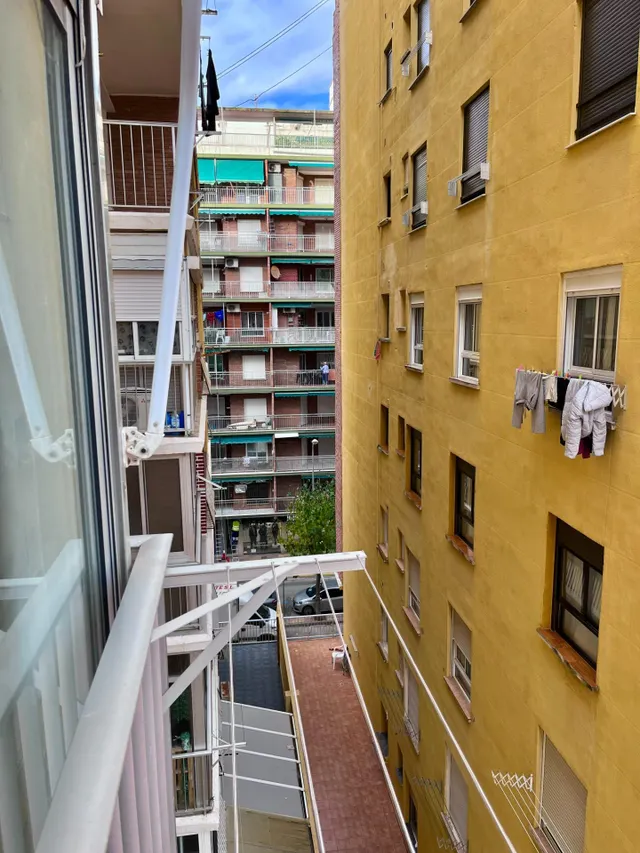 PISO ALQUILER TODO EL AÑO — 44