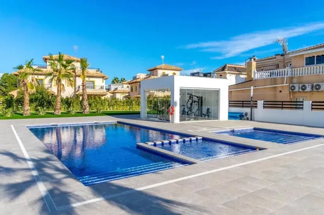 Planta baja 2 habitaciones 87m² en venta - Zona los Frutales — 38