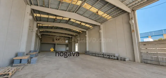 SOLAR Y NAVE INDUSTRIAL EN ALQUILER - foto 3