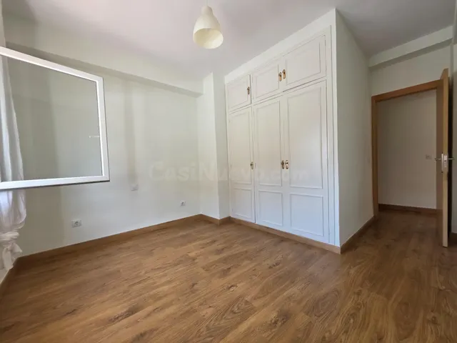 Amplio piso de 157 m2 con terraza, garaje y vistas al Retiro en Jerónimos — 15