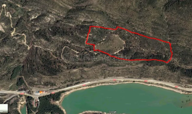 IMPRESIONANTE FINCA! Fantástica Finca en Ager de 110.000 m2 - foto 5