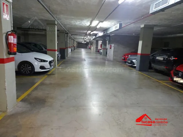 COCHERA Y TRASTERO EN VENTA EN SANTA ROSA - foto 2