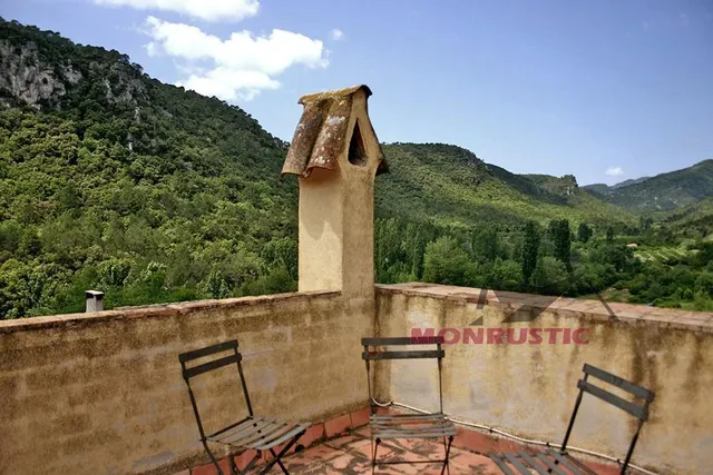 CASA DE PUEBLO EN FARENA – 5 PLANTAS, TERRAZA PANORÁMICA Y GRAN POTENCIAL — 27