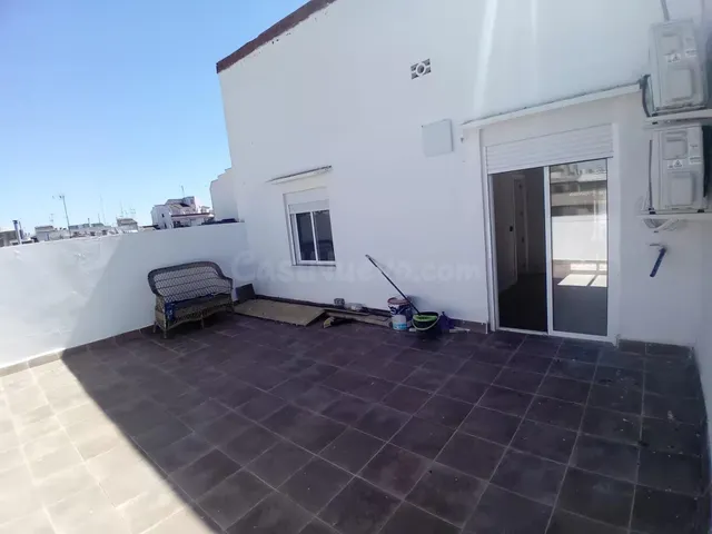 PISO EN ZONA PRAT DE LA RIBA