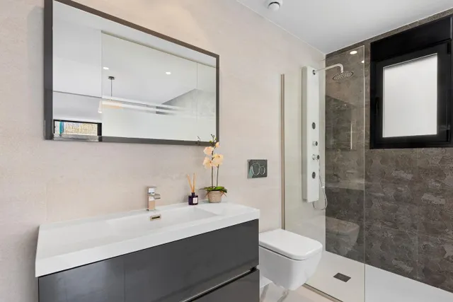 Vivienda en Bellavista San Miguel de Salinas — 18