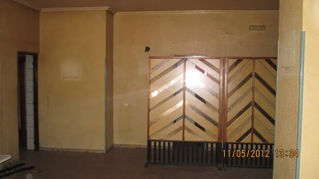 LOCAL COMERCIAL BAR — 5