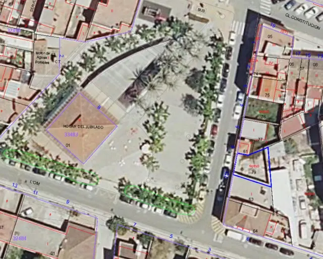 Parcela urbana de 90 m2 en la mejor zona del Real de Gandia frente al Parque. — 6