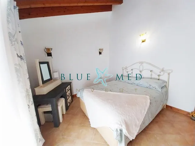 Sorprendente casa de campo con 4 dormitorios y 3 baños. — 26