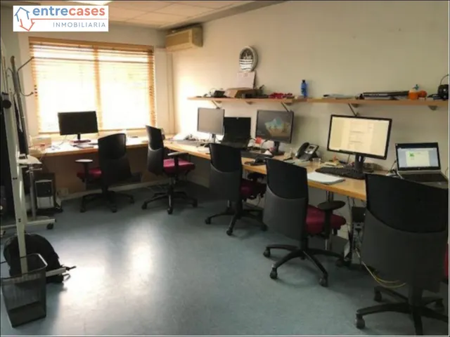 OFICINA EN FUNCIONAMIENTO EN EL CENTRO DE PUERTO DE SAGUNTO — 12