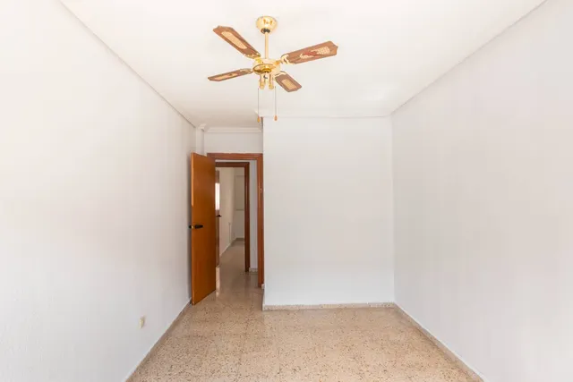 CENTRO PUENTE TOCINOS PISO 3 DORMITORIOS,  GARAJE Y BALCON — 18
