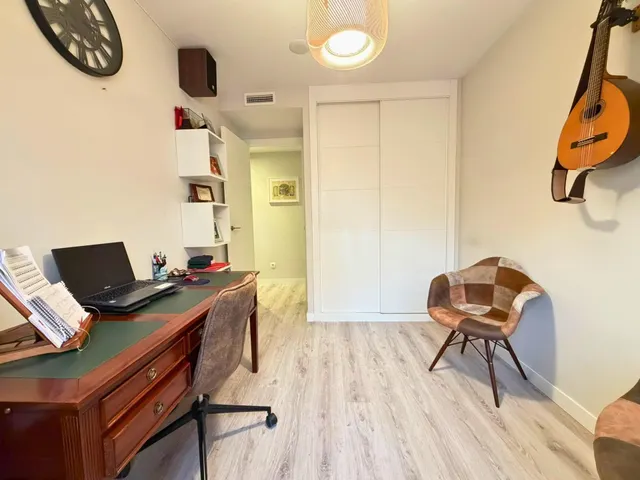 Amplio piso de 3 dormitorios con terraza, en urbanización privada de rivas futura, rivas vaciamadrid — 16