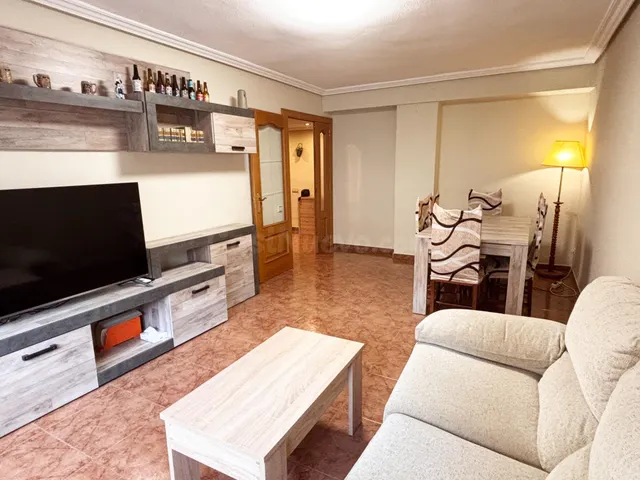 Se vende magnífico piso Zona Ayora - Pacheco y Torrens - foto 3