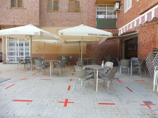 ¿ LOCAL COMERCIAL CON NEGOCIO CONSOLIDADO? ¿ O TU NUEVA CASA ESQUINERA CON ZONAS COMUNES ? — 6