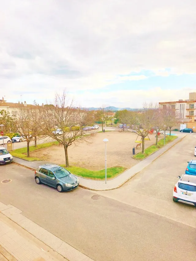 Magnífica casa adosada con amplio garaje en el casco urbano de Torroella de Montgrí — 20