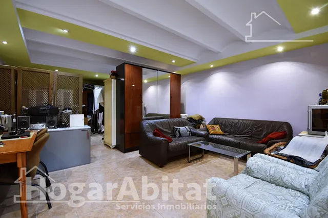 PRECIOSA CASA CON TERRAZA Y GARAJE EN ENTORNO NATURAL — 11