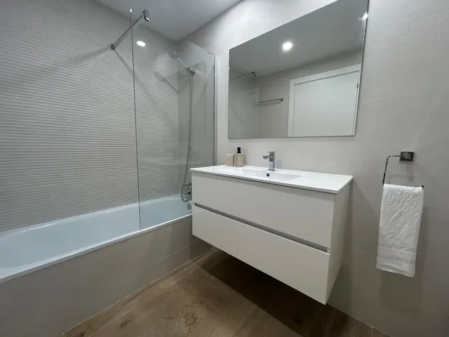 PISO EN BARAÑAIN — 27