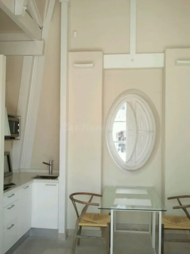 piso ideal para pareja joven en el centro de valencia" - foto 2