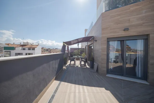 Ático dúplex con piscina en Maracena — 43